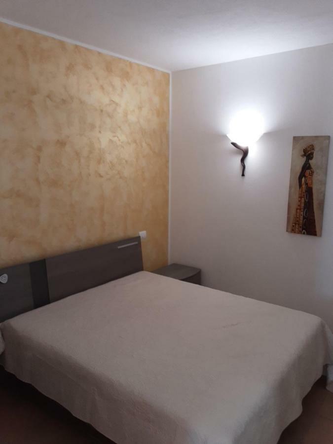 Fonte la Perna Villa Polverigi Bagian luar foto
